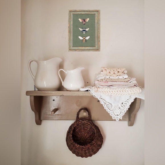 Hand Crafted Wall Decor Vintage Bee Wall Art Poshmark